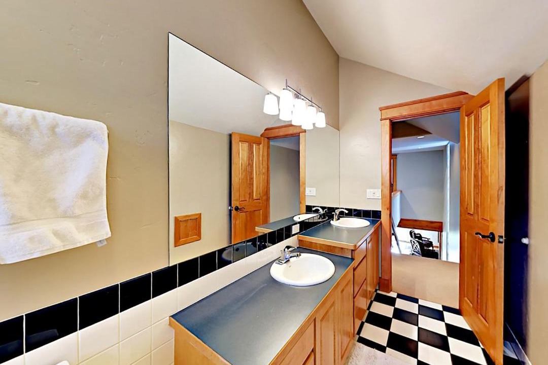 Photo of Bathroom in Intermountain