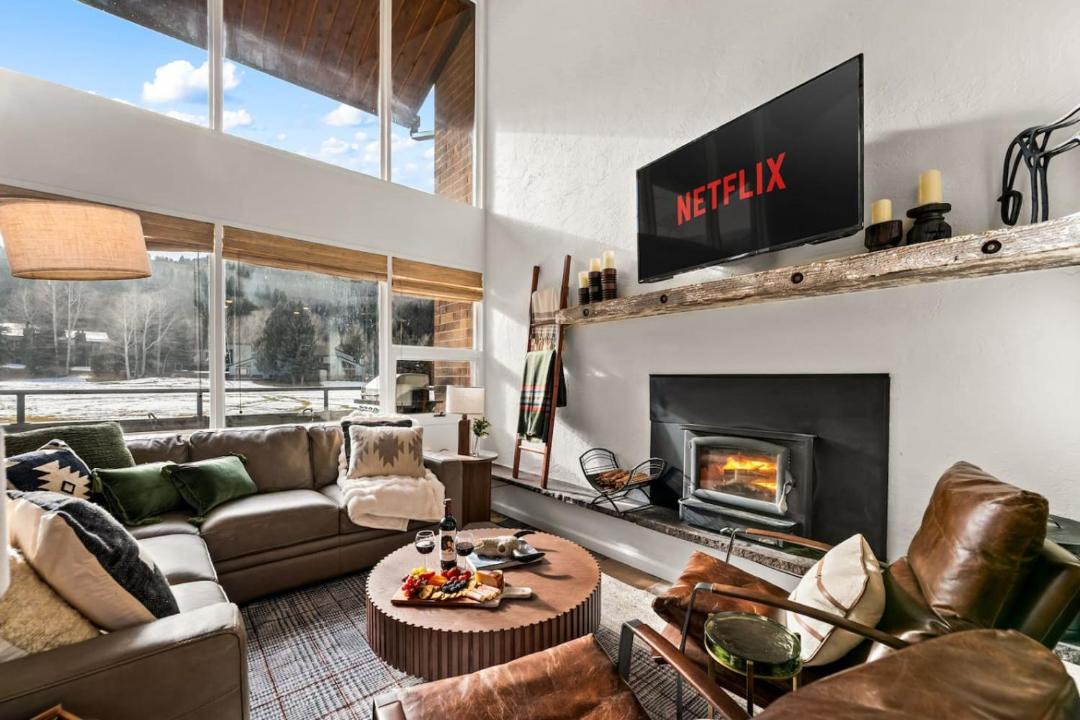 Photo of Livingroom in Eagle-Vail