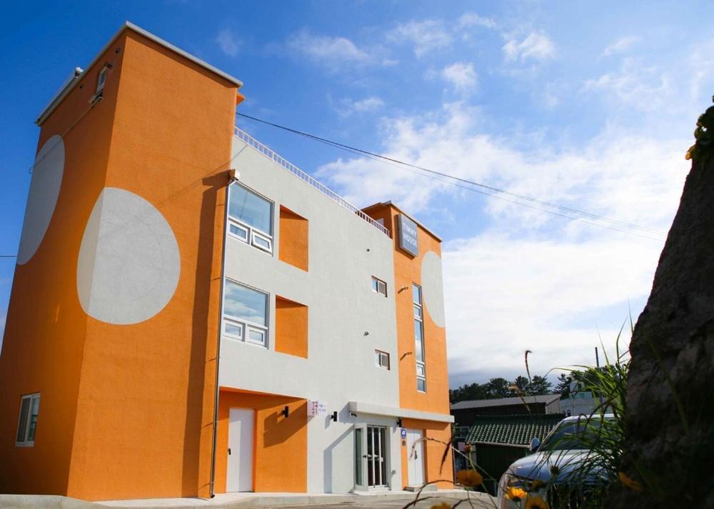 Photo of Buildings in Yangyang