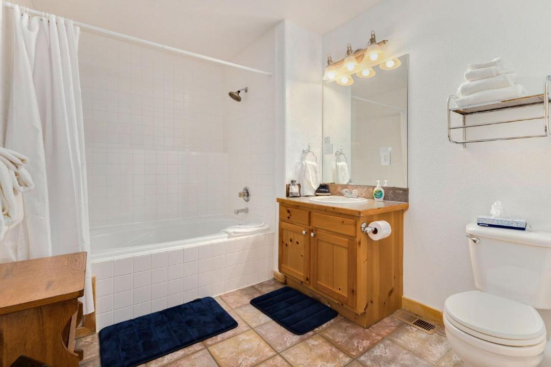 Photo of Bathroom in Fall River Estates