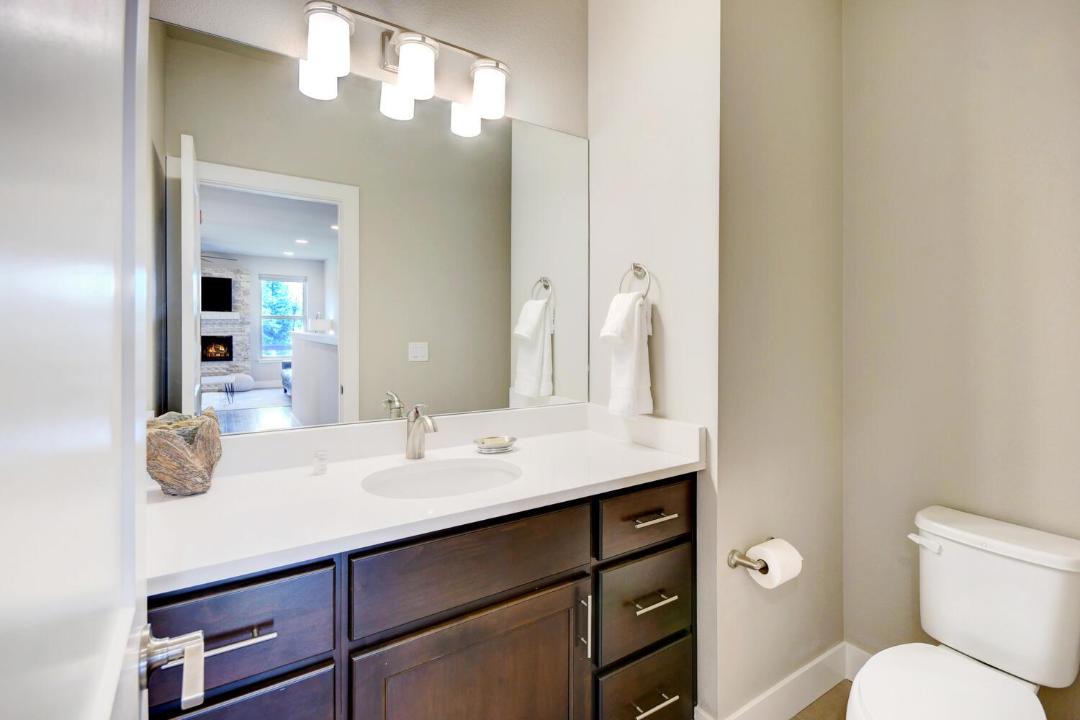 Photo of Bathroom in Rendezvous