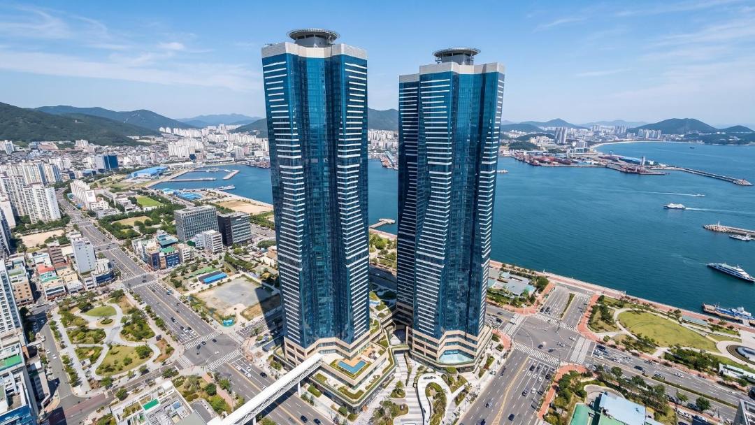 Photo of Buildings in Ch'oryang-dong