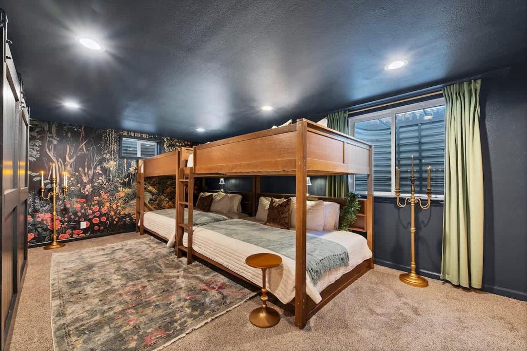 Photo of Bedroom in Lamar Heights Area