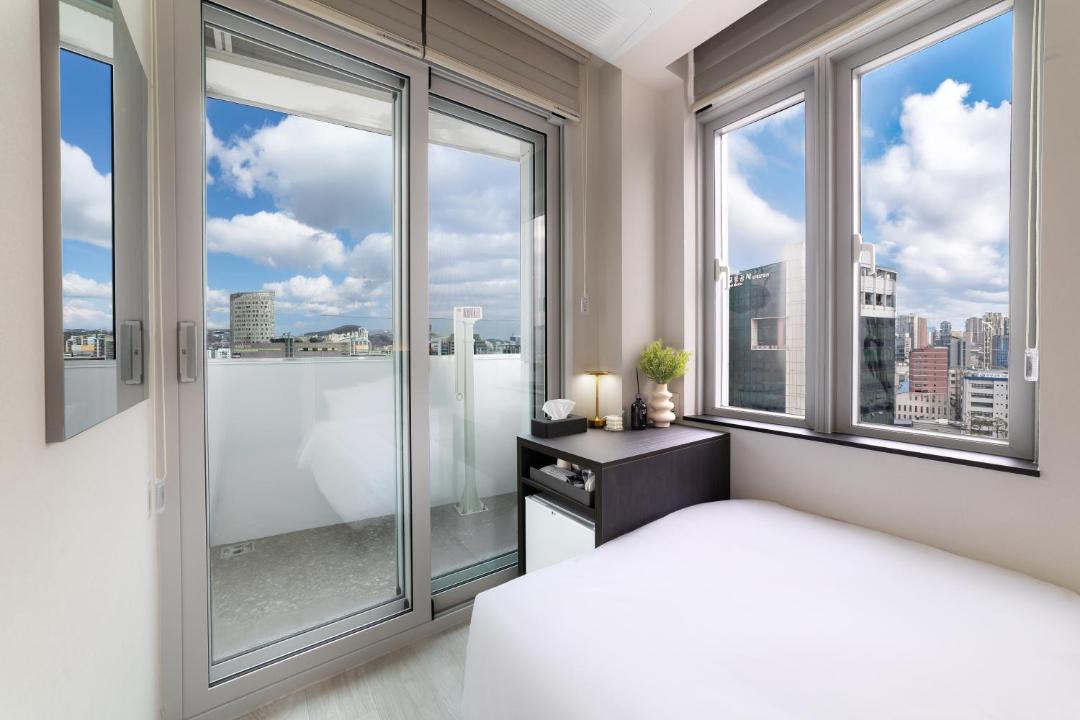 Photo of Bedroom in Gwanghui-dong