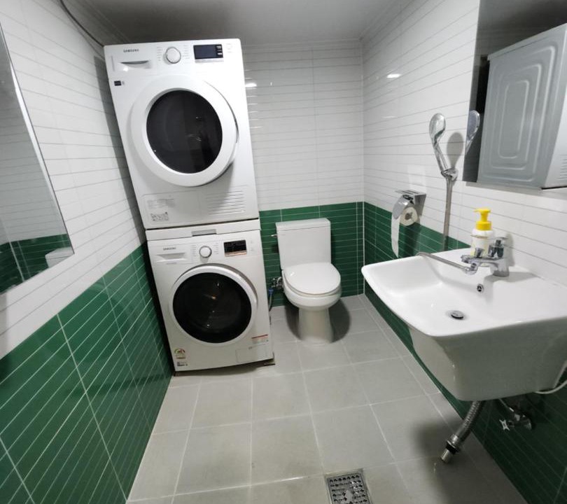 Photo of Bathroom in Yeongdeungpo-gu