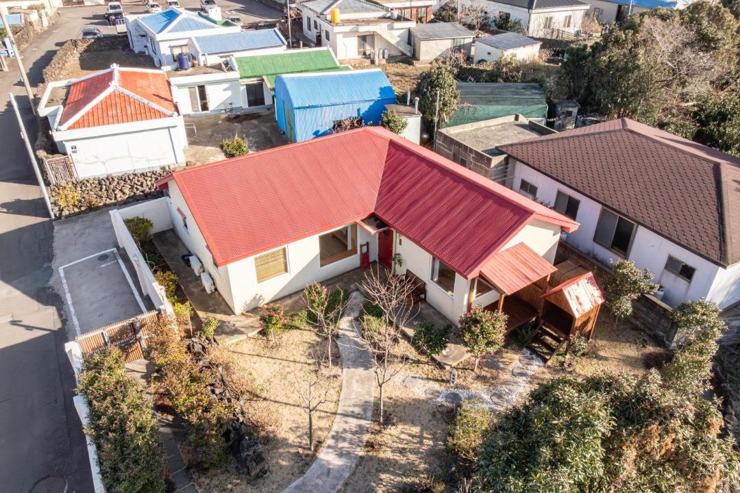 Photo of Buildings in Andeok