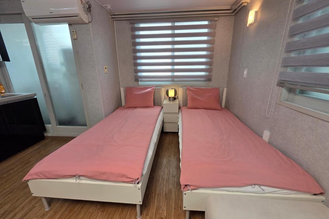 Photo of Bedroom in Sinsa-dong