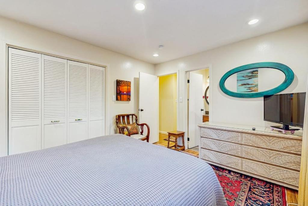 Photo of Bedroom in Tahoe Island