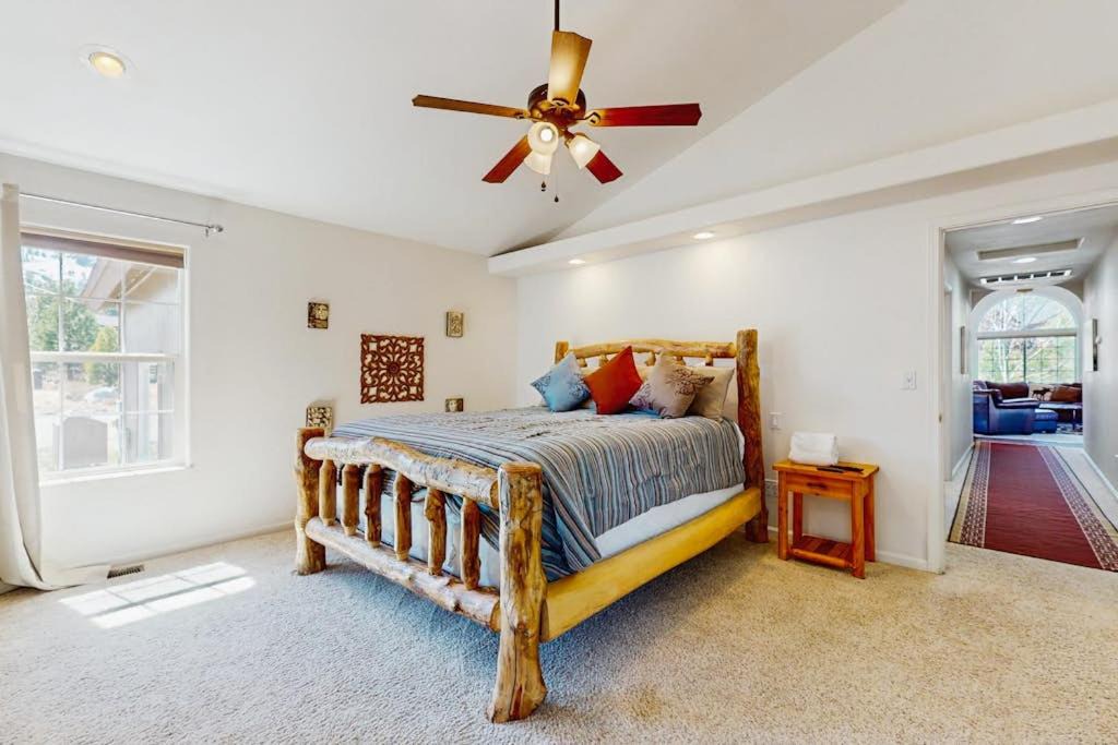 Photo of Bedroom in Mountain View Estates