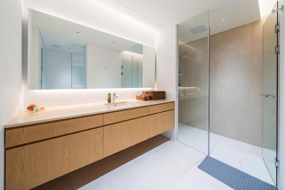 Photo of Others in Ch'oryang-dong