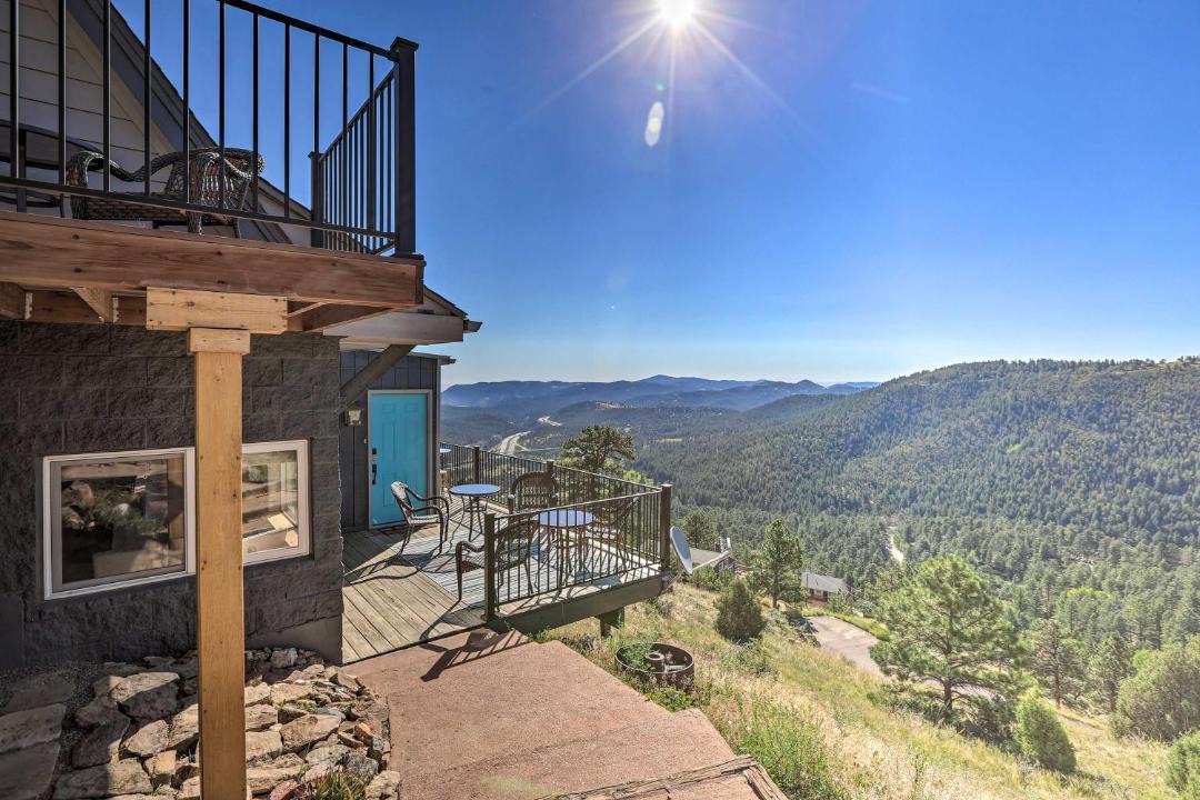 Photo of Patio Balcony in Evergreen