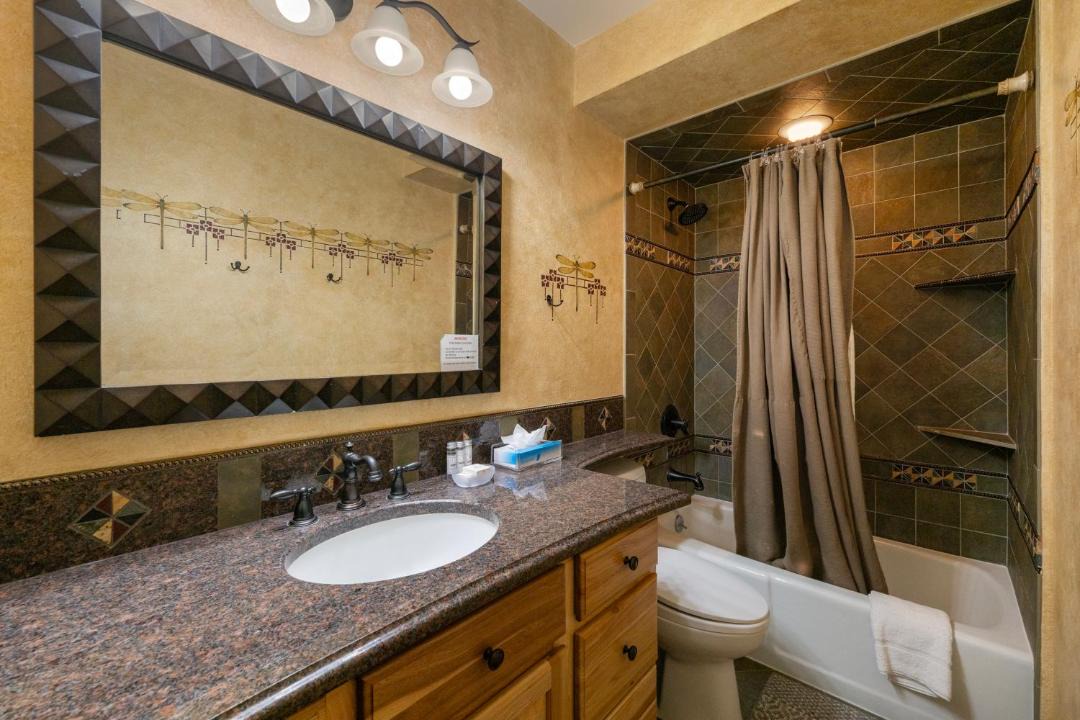 Photo of Bathroom in Fraser
