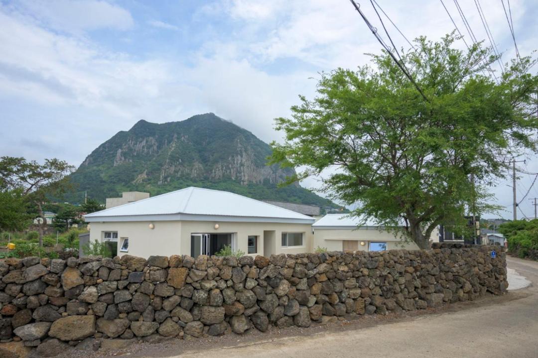 Photo of Others in Andeok