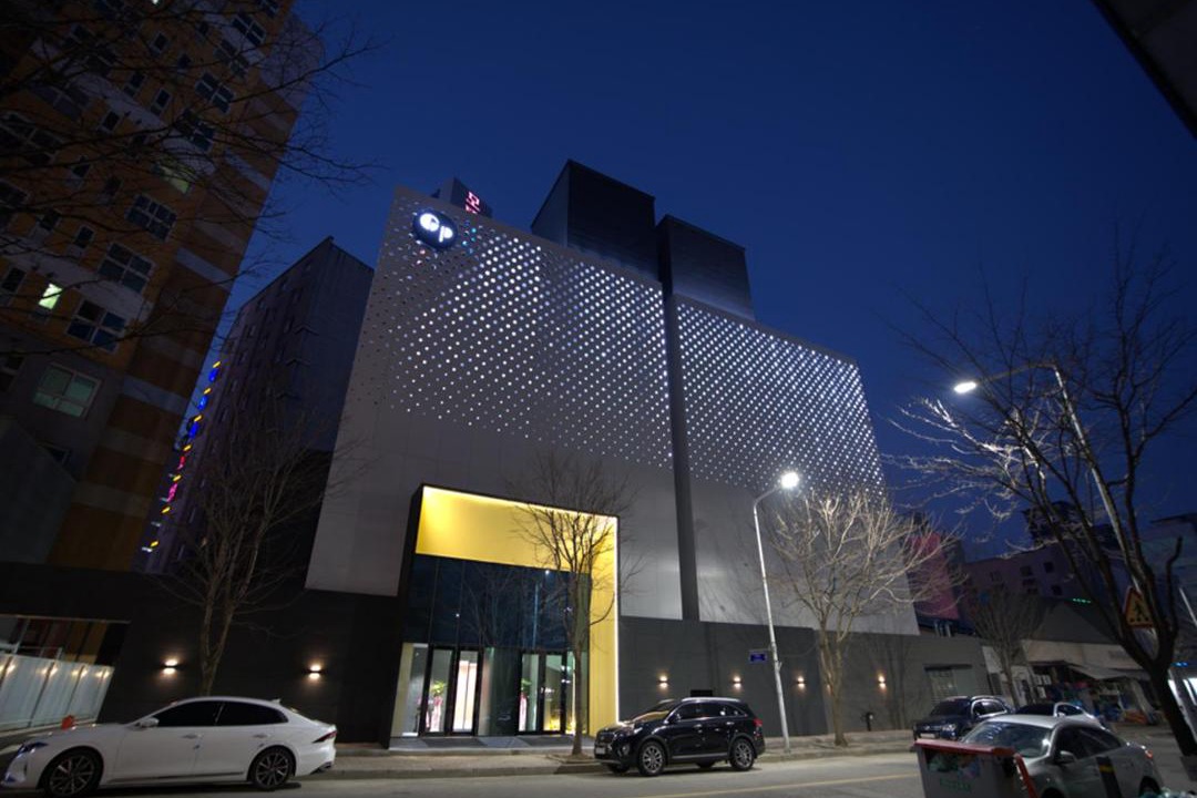 Photo of Buildings in Seo-Gu