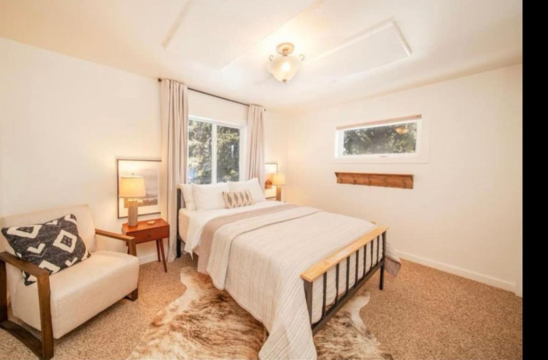 Photo of Bedroom in Alma