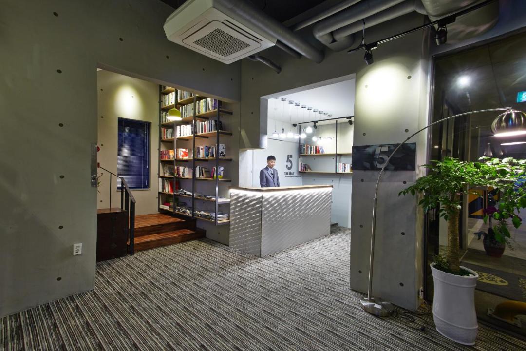 Photo of Others in Seo-Gu