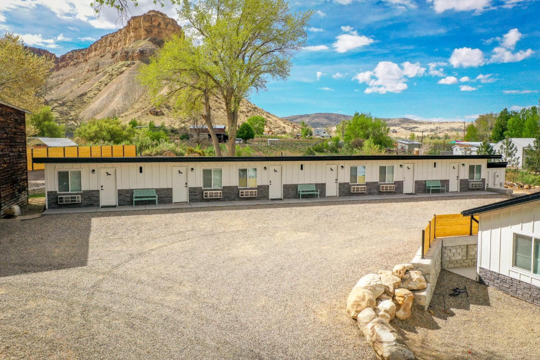 Photo of Others in Palisade