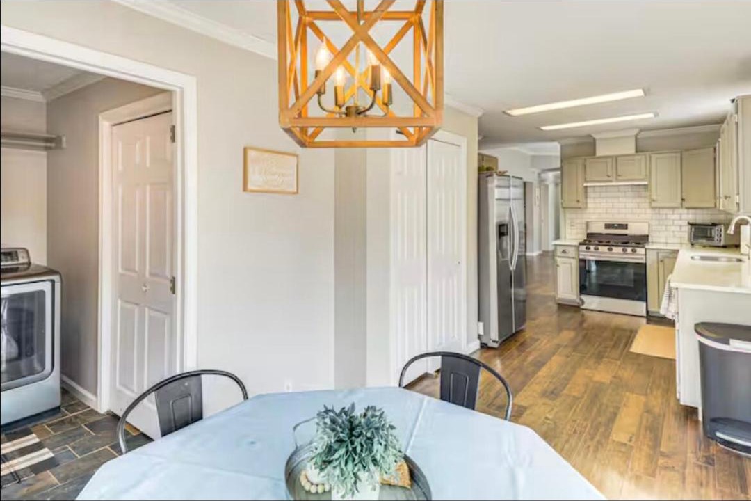 Photo of Kitchen in Warm Springs