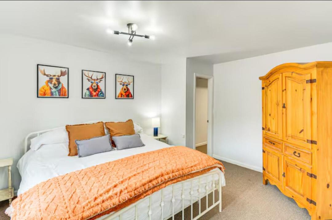 Photo of Bedroom in Warm Springs