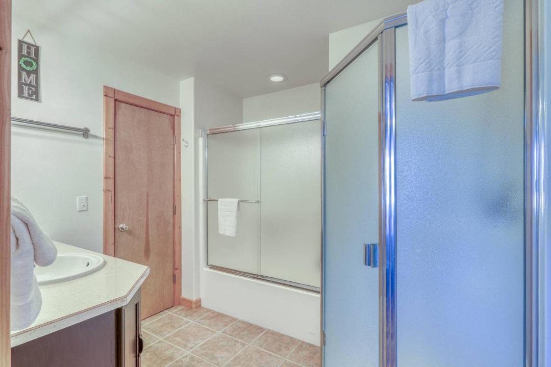Photo of Bathroom in Lake Hatcher Park