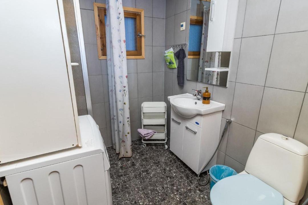 Photo of Bathroom in Kayla