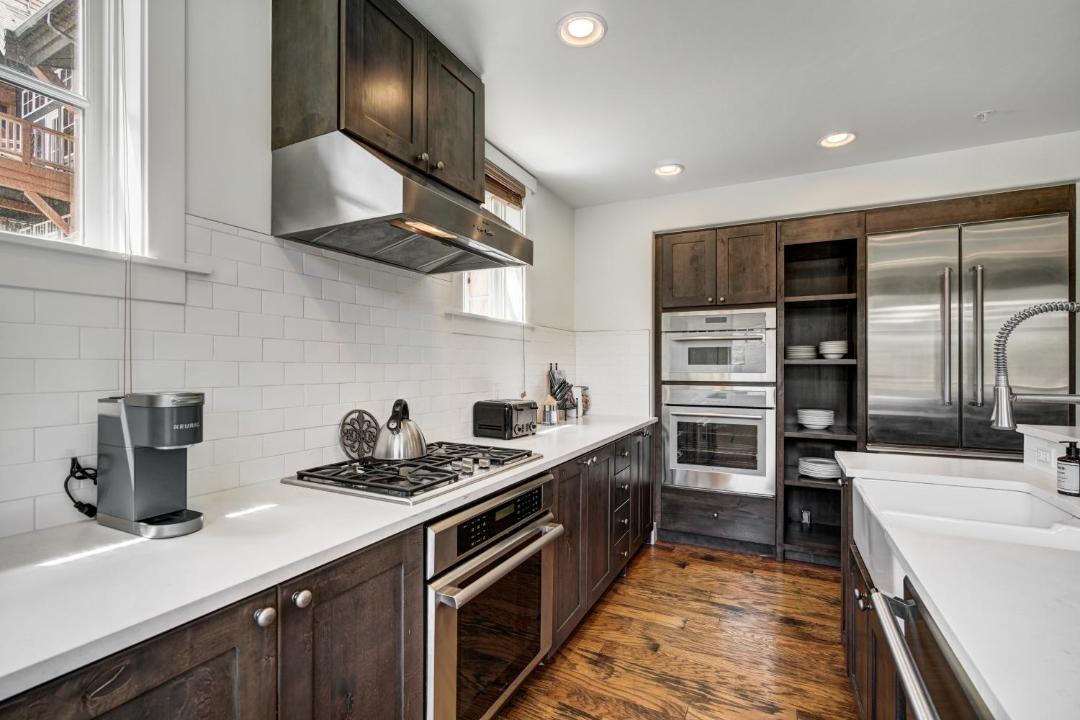 Photo of Kitchen in Peak 8