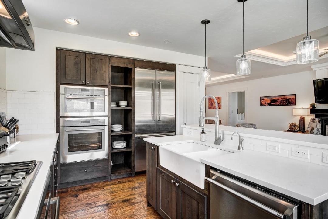 Photo of Kitchen in Peak 8