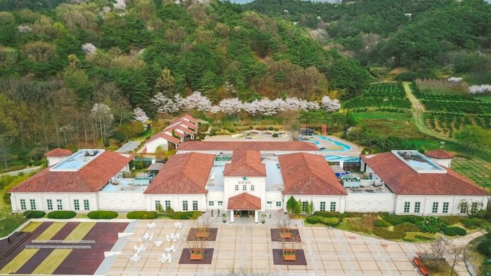 Photo of Others in Wonyul-ri