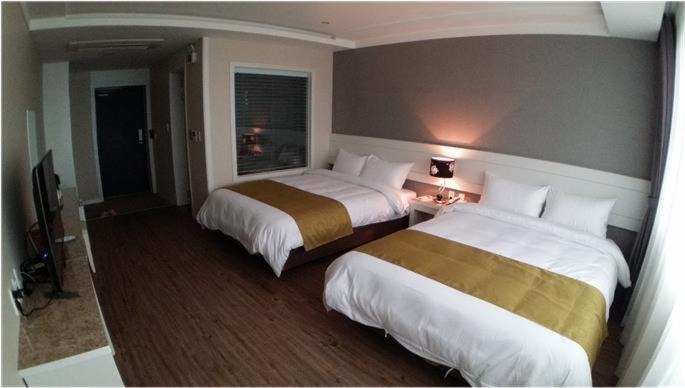 Photo of Bedroom in Downtown