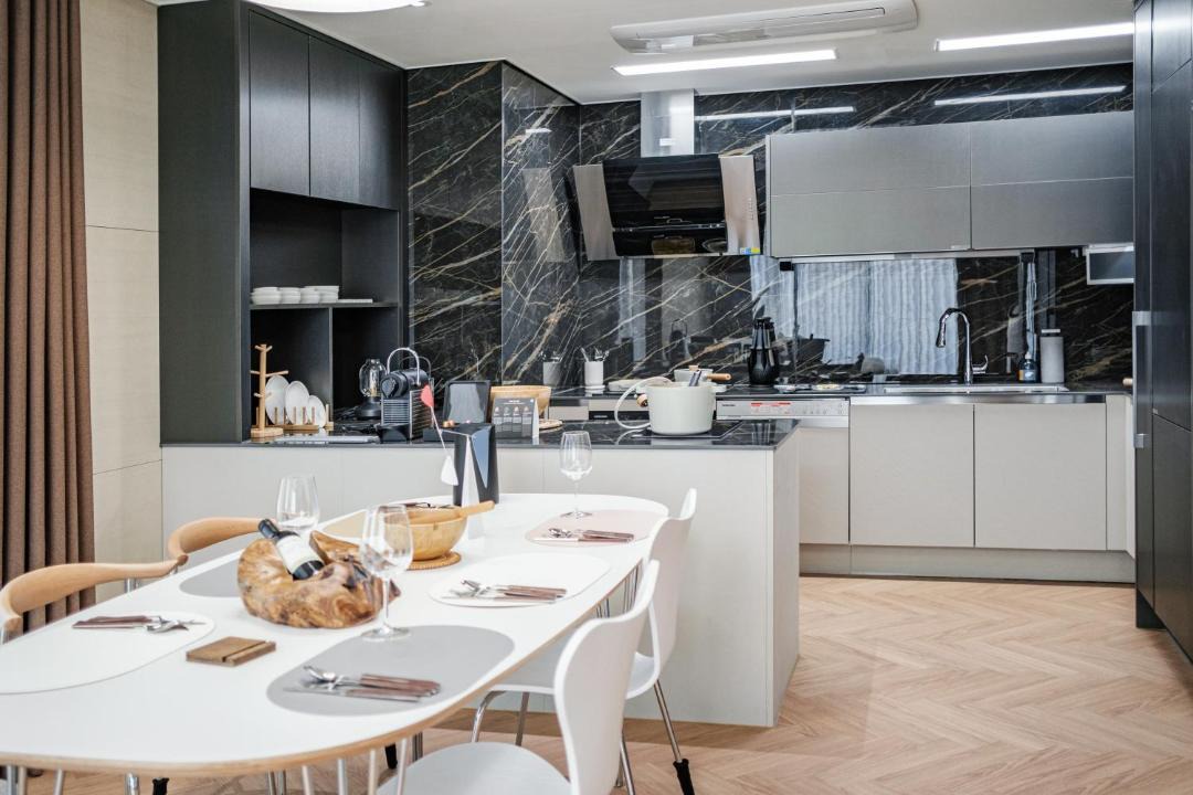 Photo of Kitchen in Ch'oryang-dong