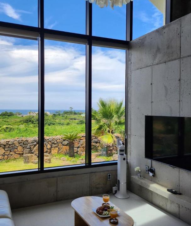 Photo of Livingroom in Hallim