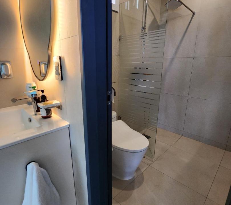 Photo of Bathroom in Hallim