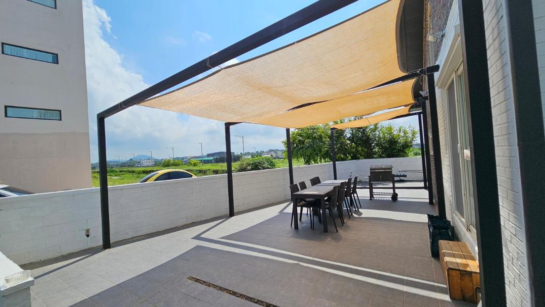 Photo of Patio Balcony in Gujwa