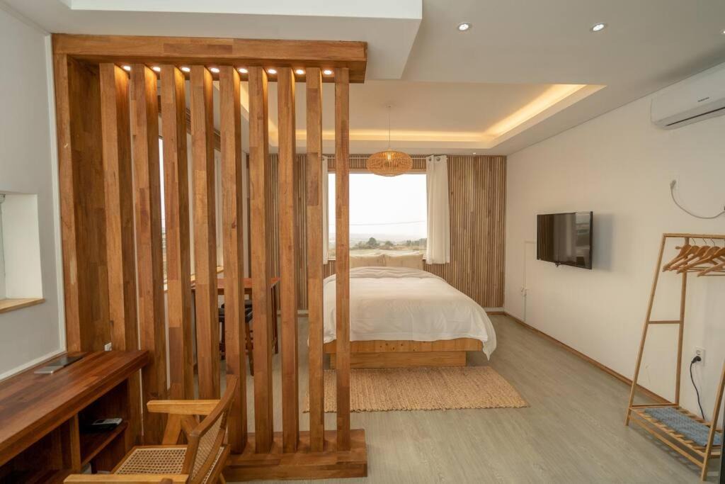 Photo of Others in Aewol
