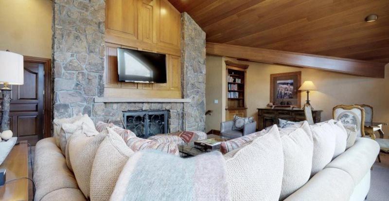 Photo of Others in Vail