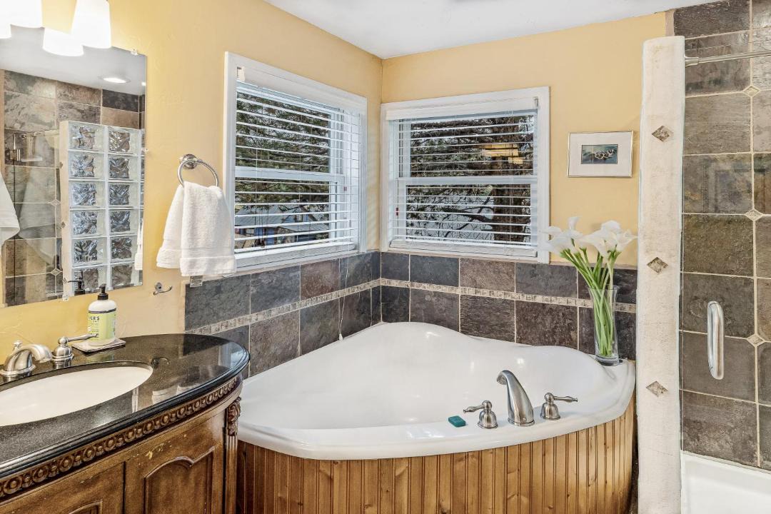 Photo of Bathroom in Old Town