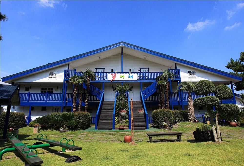 Photo of Buildings in Aewol