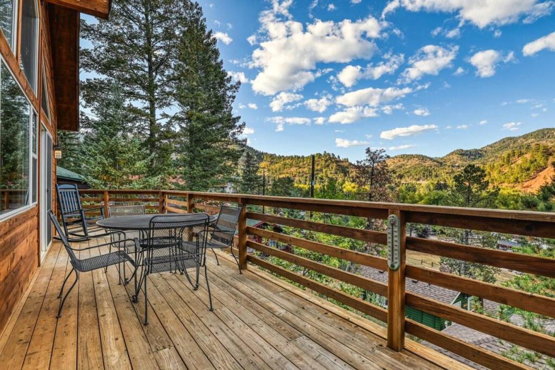 Photo of Patio Balcony in Green Mountain Falls