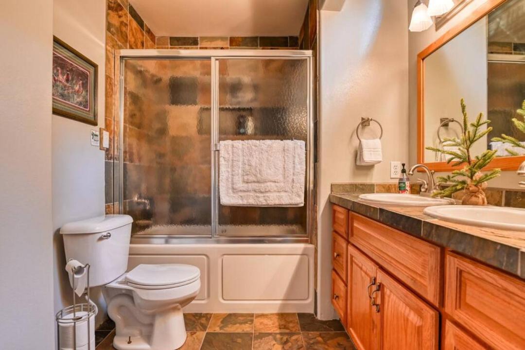 Photo of Kitchen in Green Mountain Falls