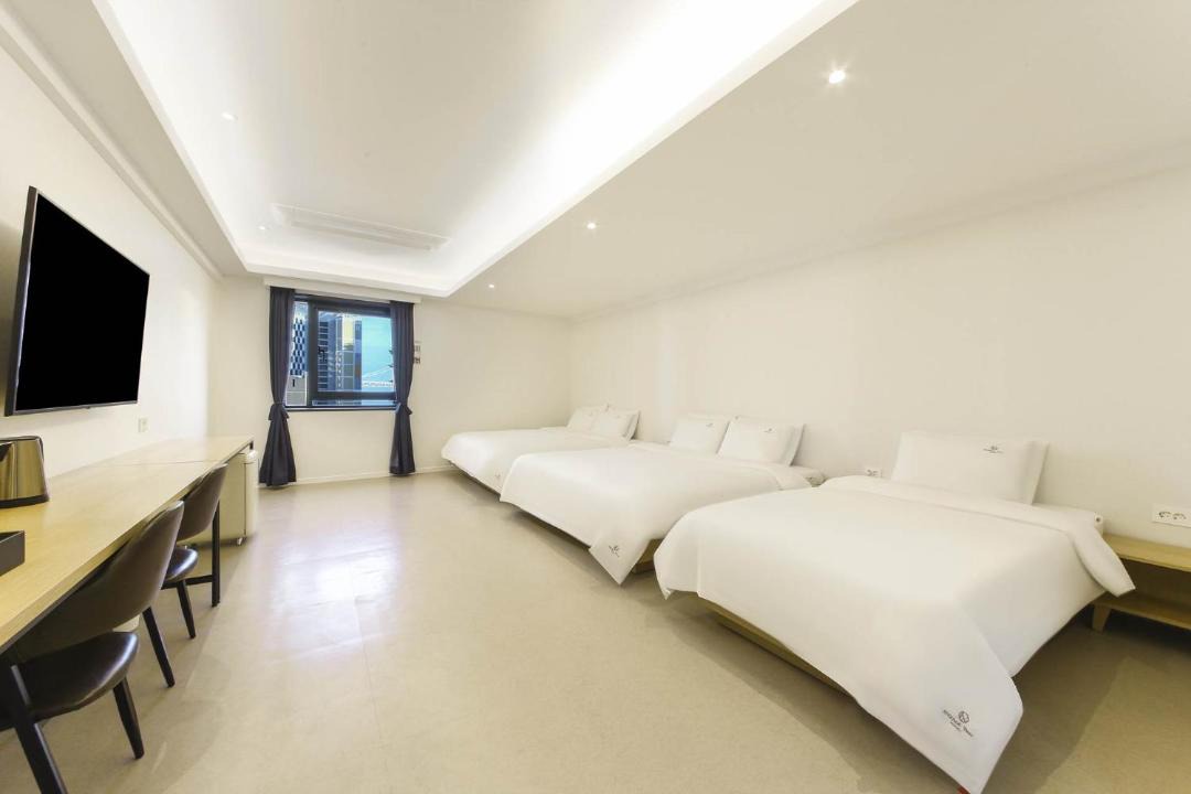 Photo of Bedroom in Millak-tong