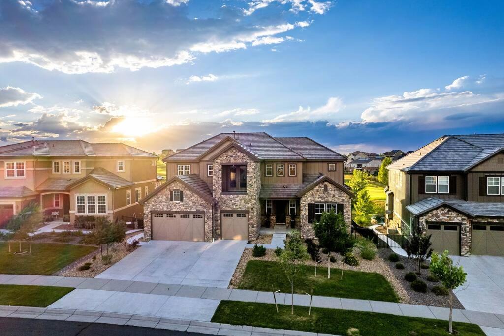 Photo of Buildings in Aurora