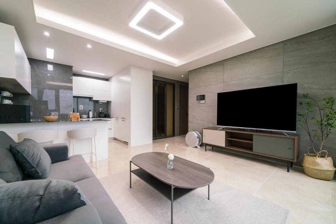 Photo of Livingroom in Ch'oryang-dong