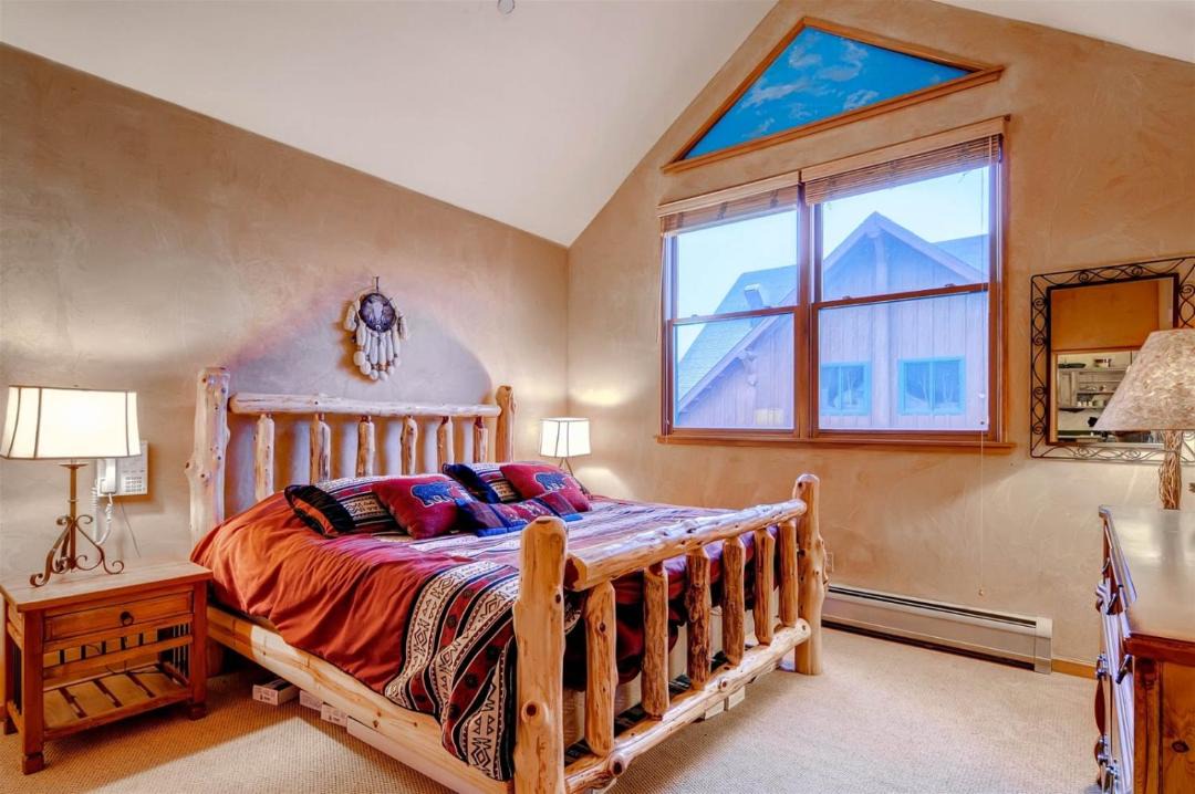 Photo of Bedroom in River Run