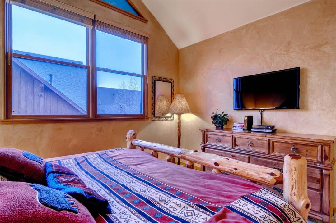 Photo of Bedroom in River Run