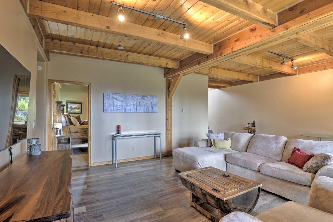 Photo of Livingroom in Quandary Village