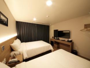 Photo of Bedroom in Downtown