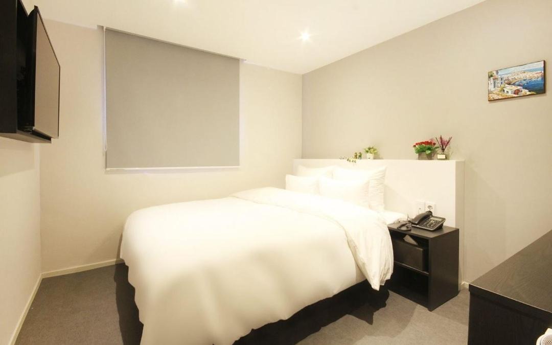 Photo of Bedroom in Millak-tong