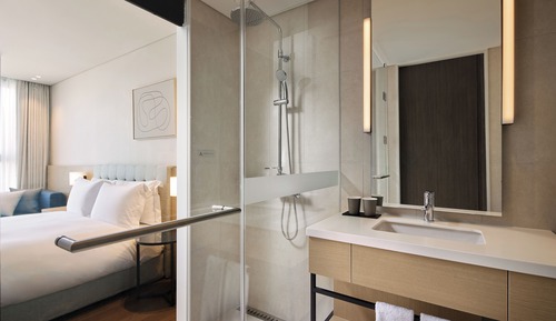 [THE TRAIN TO SHILL STAY] Standard Twin Ocean View + Breakfast 50% off + Early Check-in (2PM)