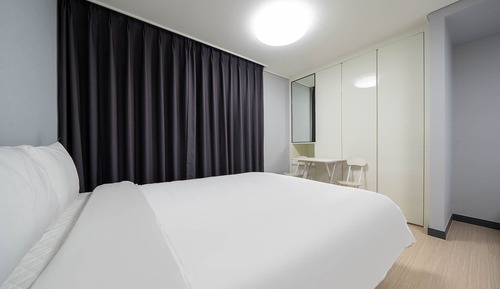 Family Twin Room