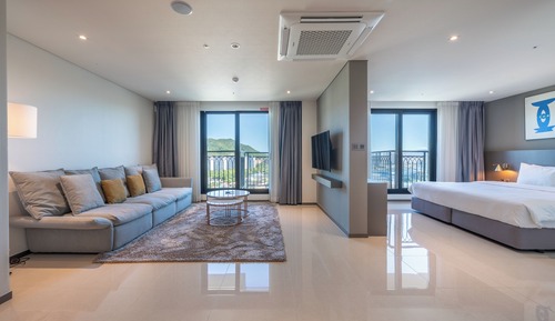 Suite Double Room